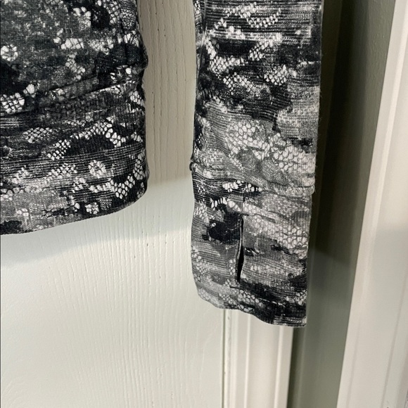 NWOT Lululemon Scuba Hoodie Jacket Full Zip Fleece Masked Lace Starlight Black 4 - Picture 4 of 14